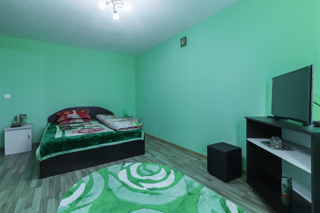 Conacul Lui Bulica Hotel Novaci-Străini Exterior foto