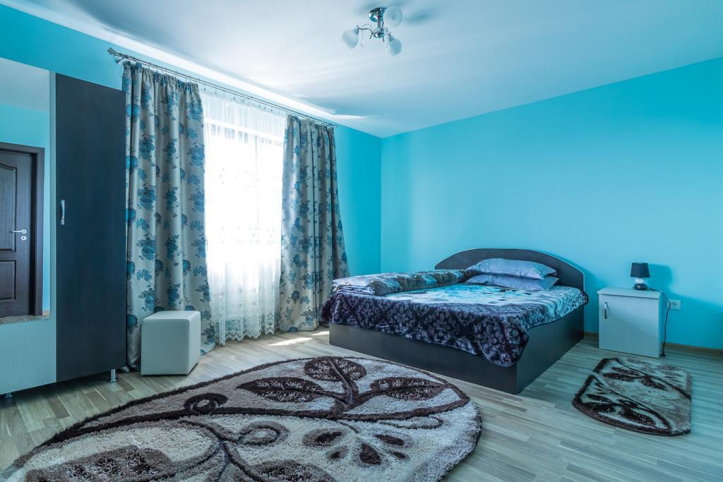 Conacul Lui Bulica Hotel Novaci-Străini Exterior foto