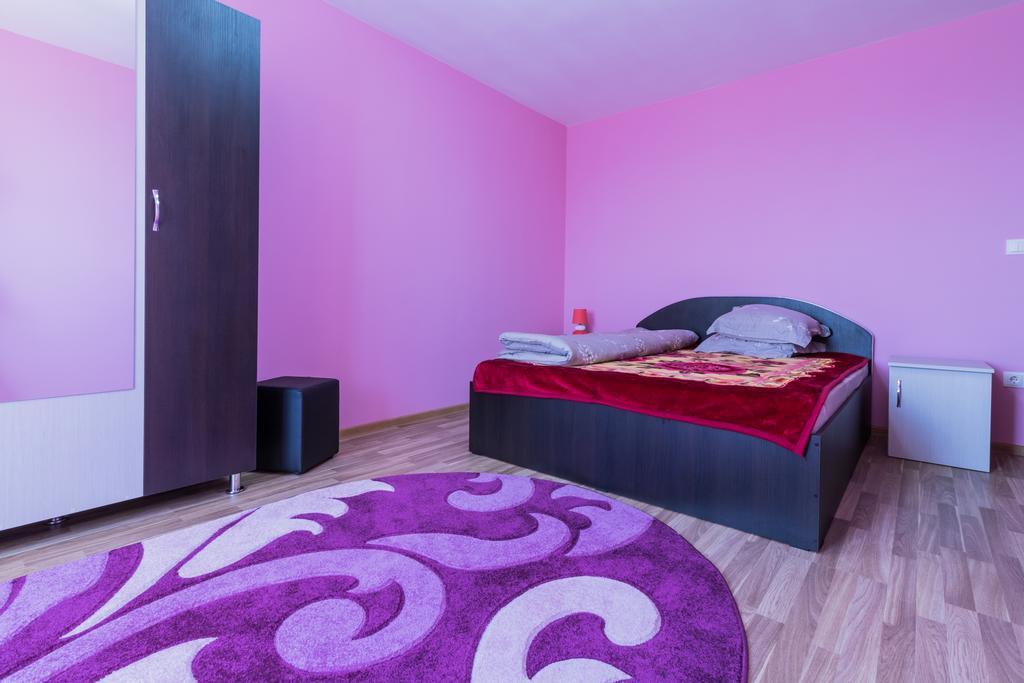 Conacul Lui Bulica Hotel Novaci-Străini Exterior foto